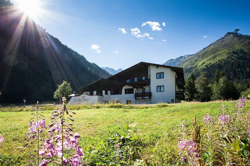 Natur Residenz Anger Alm - Adults Only Sankt Leonhard im Pitztal Kültér fotó