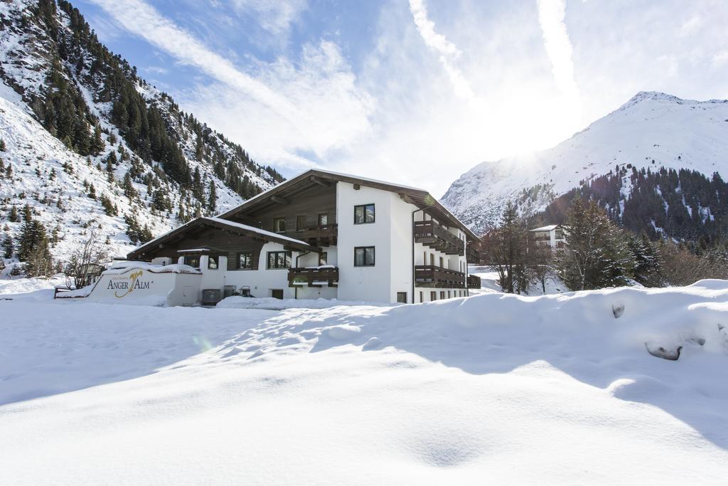 Natur Residenz Anger Alm - Adults Only Sankt Leonhard im Pitztal Kültér fotó